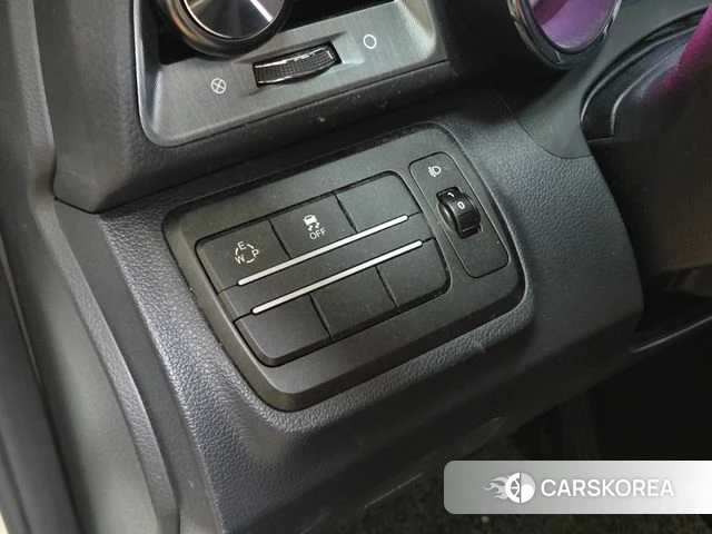 Ssangyong Tivoli Armor 2018 Белый из Кореи, фото 5