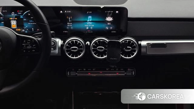 Mercedes-Benz GLB-Class X247 2021 Белый из Кореи, фото 5
