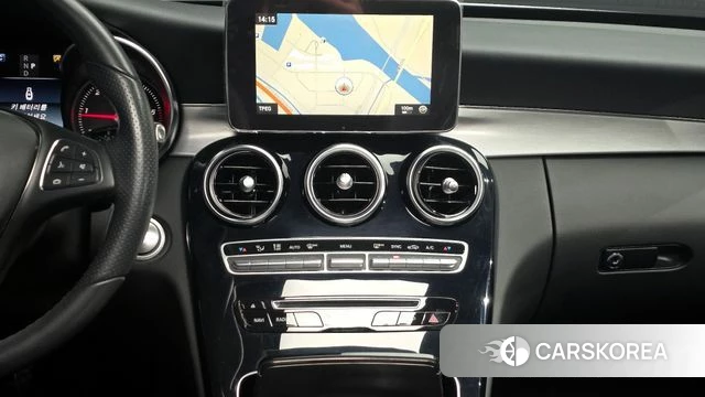 Mercedes-Benz C-Class W205 2018 Белый из Кореи, фото 5