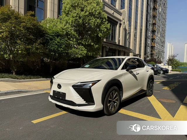 Lexus RZ 2024 Белый из Китая, фото 5