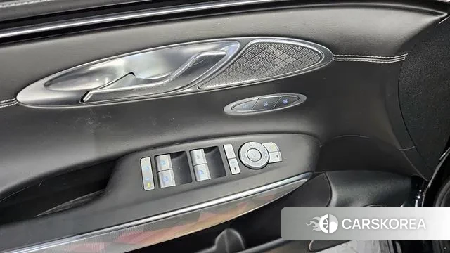 Genesis GV70 2021 Черный из Кореи, фото 5