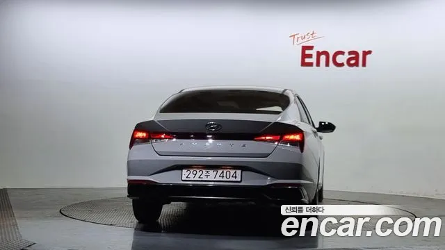 Hyundai Avante (CN7) 2021 Серебристо-серый из Кореи, фото 5