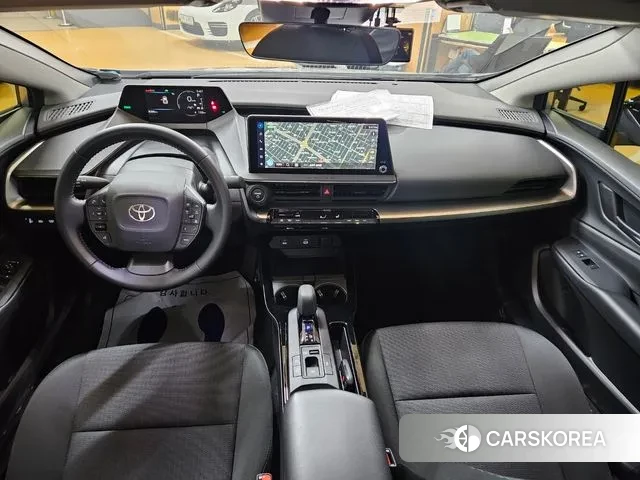 Toyota Prius 5th Generation 2024 Серебристо-серый из Кореи, фото 5