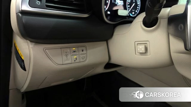 Genesis G70 2019 Серебристо-серый из Кореи, фото 5