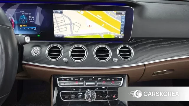 Mercedes-Benz E-Class W213 2019 Белый из Кореи, фото 5