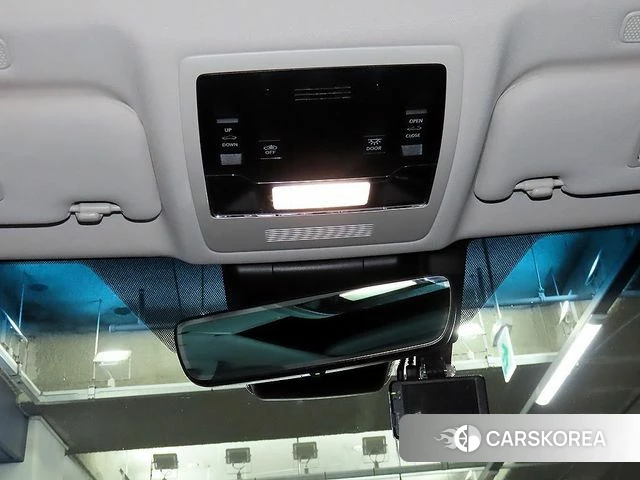 Lexus ES300h 7th generation 2019 Серебристо-серый из Кореи, фото 5