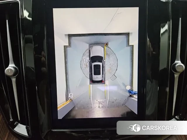 Volvo XC60 second Generation 2025 Белый из Кореи, фото 5