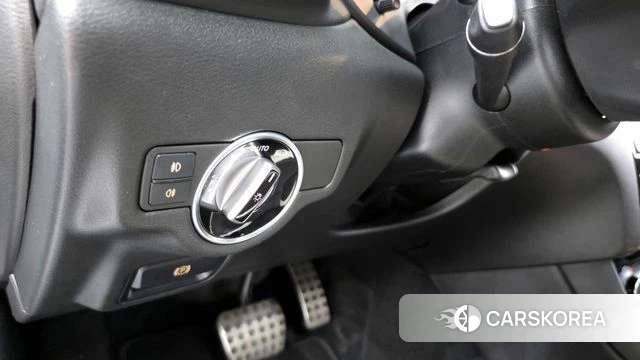 Infiniti Q30 2019 Серебряный из Кореи, фото 5