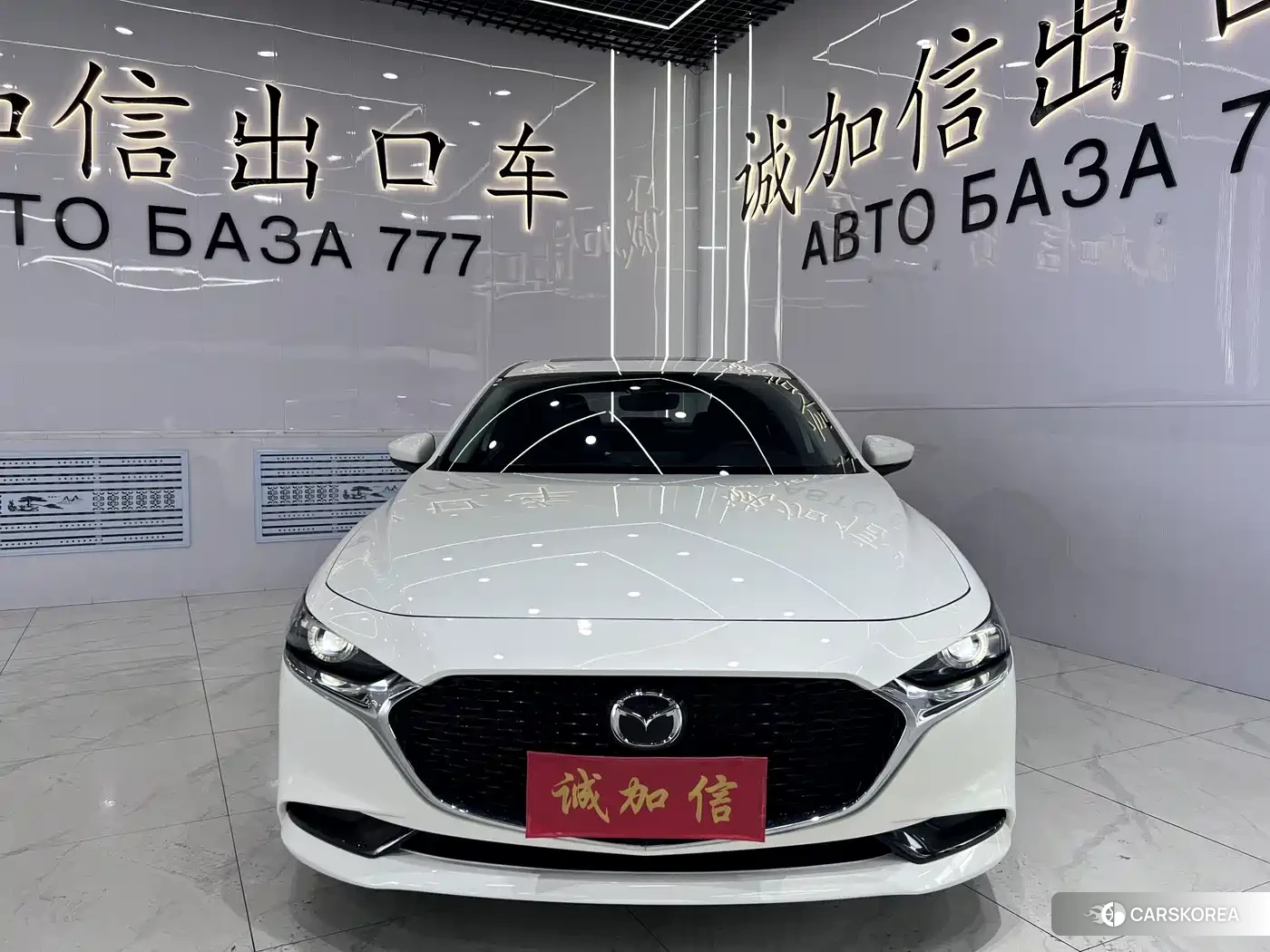 Mazda 3 2022 Белый из Китая, фото 5
