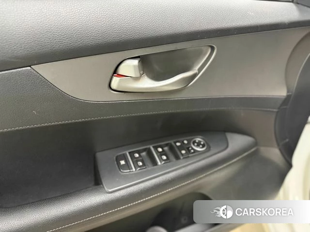 Kia Come New K3 2019 Белый из Кореи, фото 5