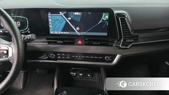Kia Sportage 5th Generation Hybrid 2023 Белый из Кореи, фото 5