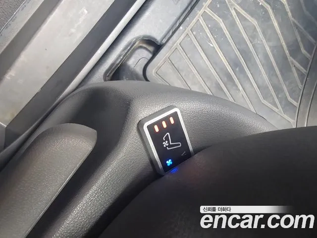 Hyundai The New Grand Starex 2020 Желтый из Кореи, фото 5