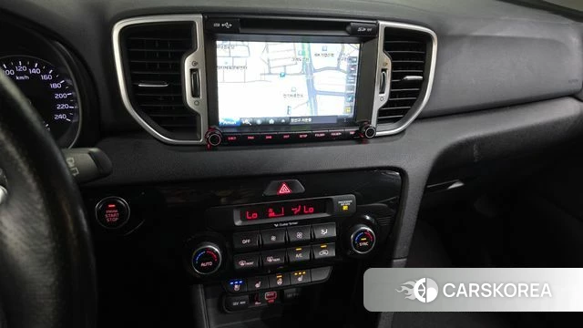 Kia Sportage 4th Generation 2018 Белый из Кореи, фото 5