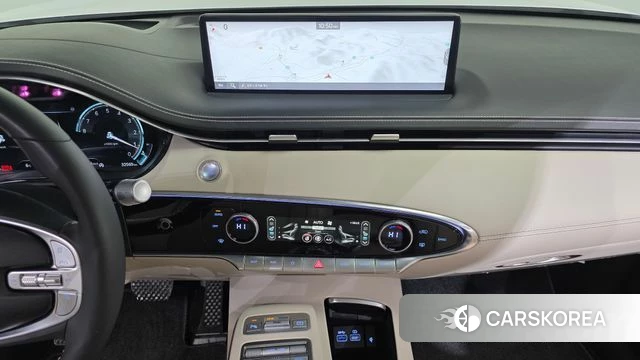 Genesis GV70 2023 Белый из Кореи, фото 5