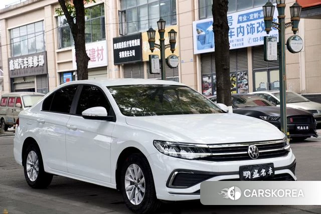 Volkswagen Bora 2024 Белый из Китая, фото 5