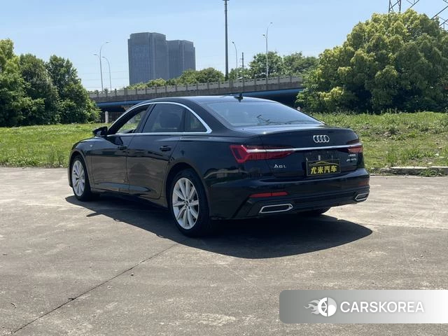 Audi A6L 2022 Черный из Китая, фото 5
