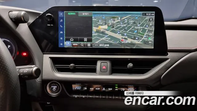 Lexus UX250h 2023 Белый из Кореи, фото 5