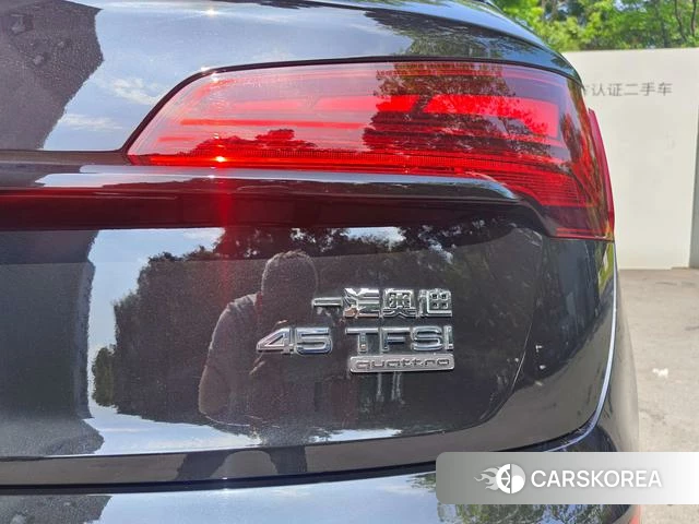 Audi Q5L 2025 Черный из Китая, фото 5