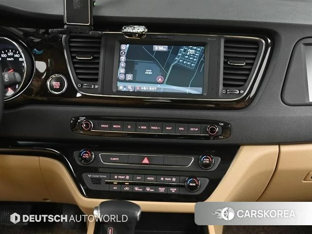 Kia The New Carnival 2018 Белый из Кореи, фото 5