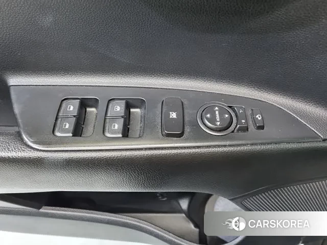 Kia Stonic 2020 Серый из Кореи, фото 5