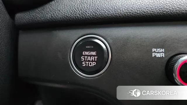 Kia Sportage 4th Generation 2018 Серебряный из Кореи, фото 5