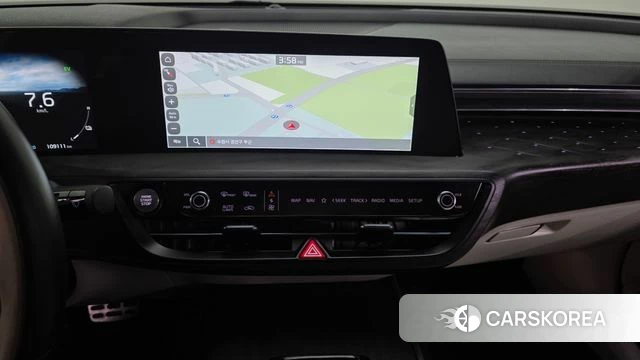 Kia K8 Hybrid 2022 Белый из Кореи, фото 5