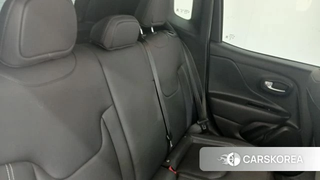 Jeep Renegade 2021 Белый из Кореи, фото 5