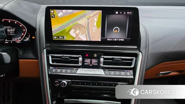 BMW 8 Series (G15) 2023 Серебристо-серый из Кореи, фото 5