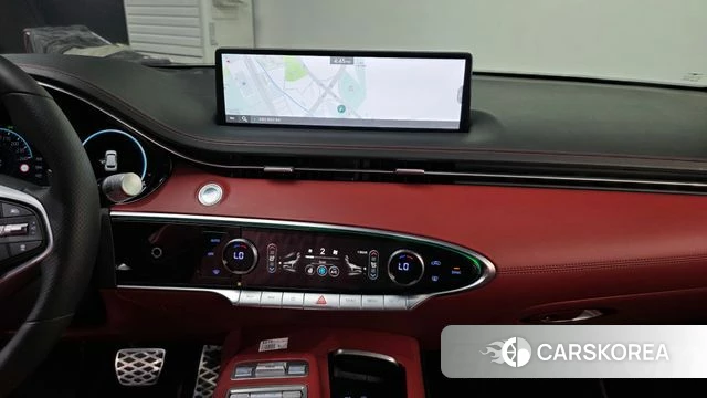 Genesis GV70 2023 Белый из Кореи, фото 5