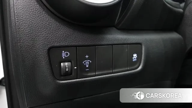 Hyundai The New Kona 2021 Белый из Кореи, фото 5