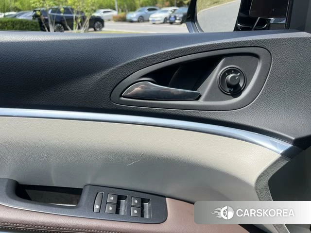 Buick GL8 2020 Коричневый из Китая, фото 5