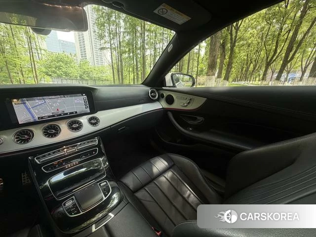Mercedes-Benz E-class (imported) 2021 Белый из Китая, фото 5