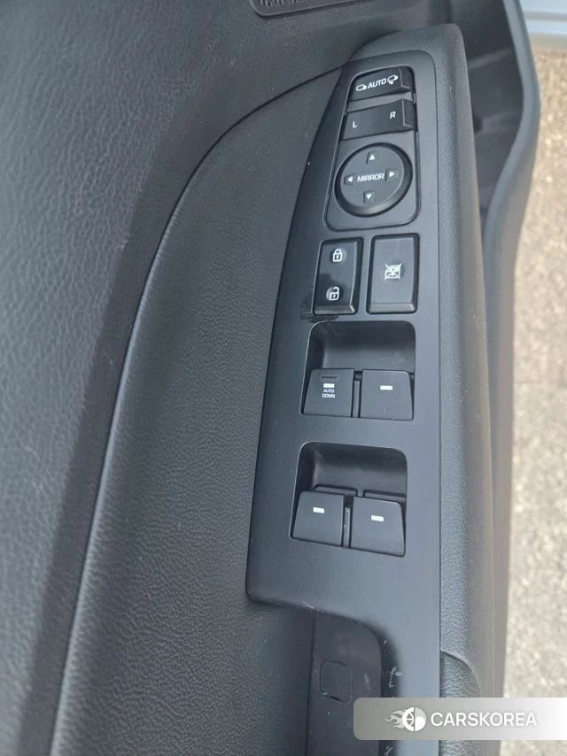 Hyundai The New Avante AD 2019 Серебристо-серый из Кореи, фото 5