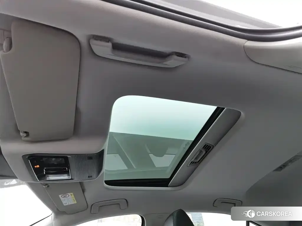 Skoda Octavia 2022 Silver/gray из Китая, фото 5