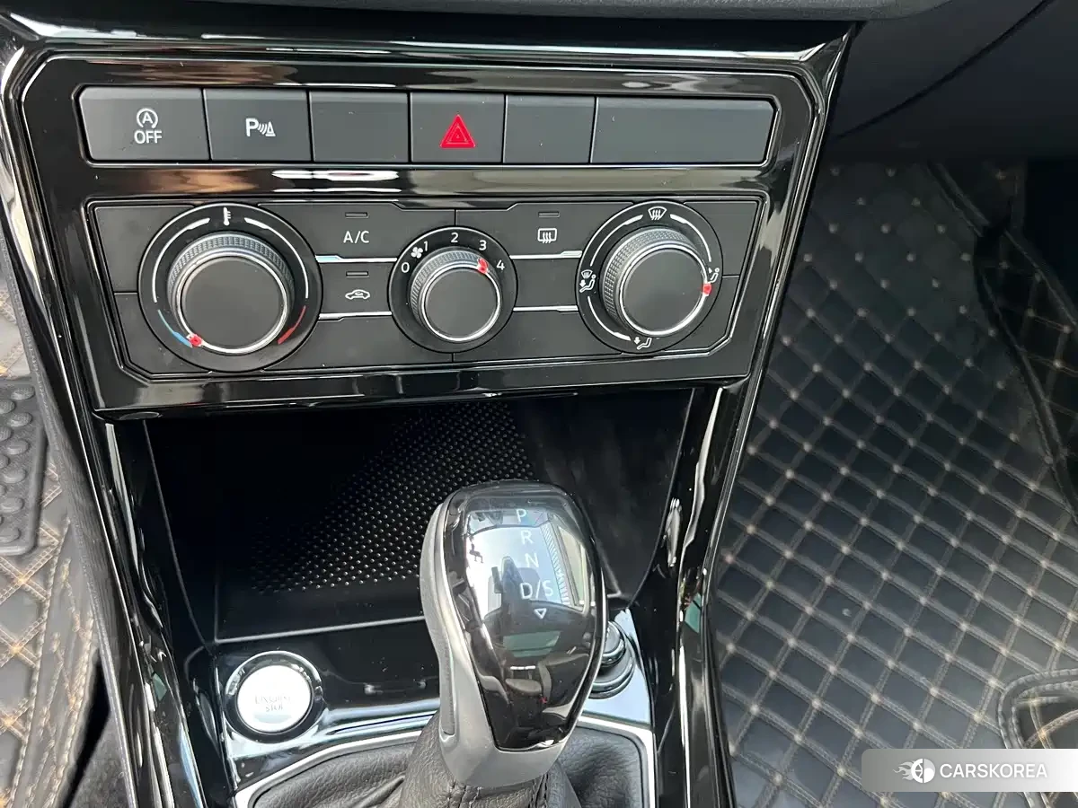 Volkswagen Tharu 2025 Белый из Китая, фото 5