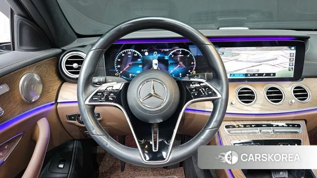 Mercedes-Benz E-Class W213 2021 Белый из Кореи, фото 5