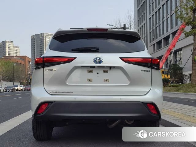 Toyota Highlander 2024 Белый из Китая, фото 5