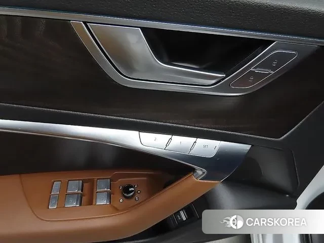 Audi A6 (C8) 2020 Белый из Кореи, фото 5