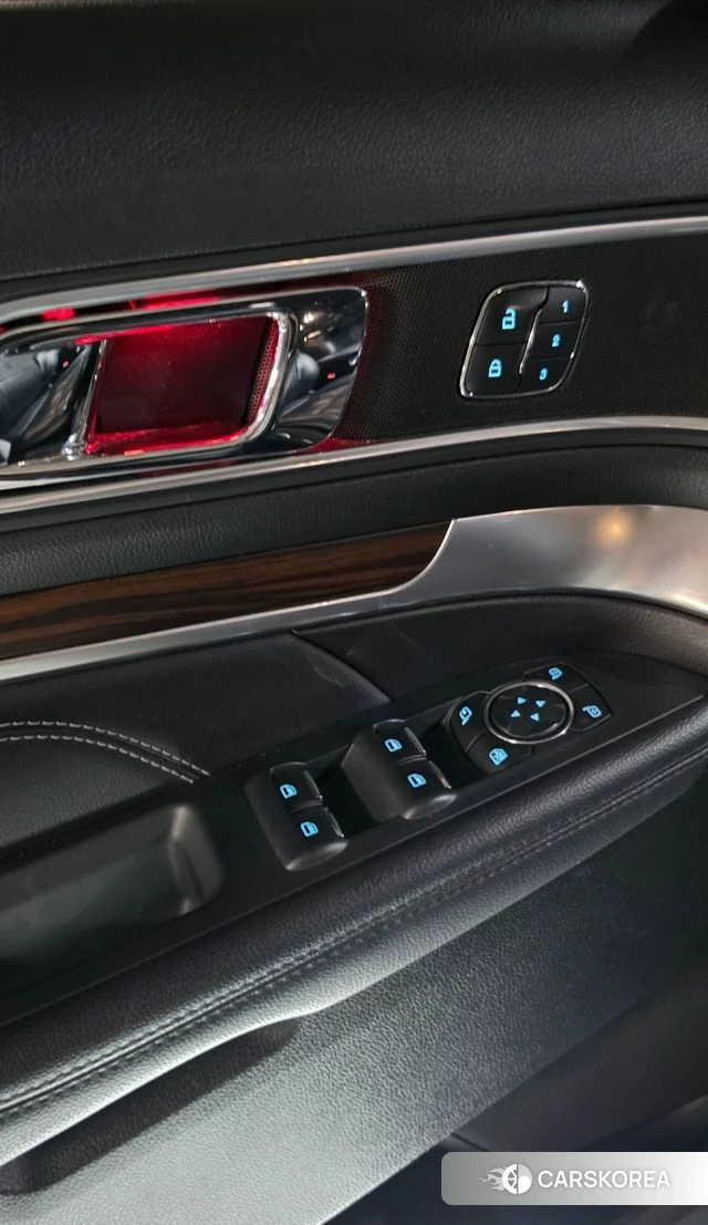 Ford Explorer 2018 Белый из Кореи, фото 5