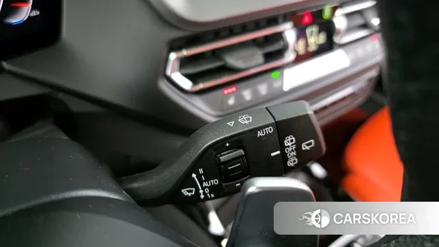 BMW 1 Series (F40) 2024 Небесно-голубой из Кореи, фото 5