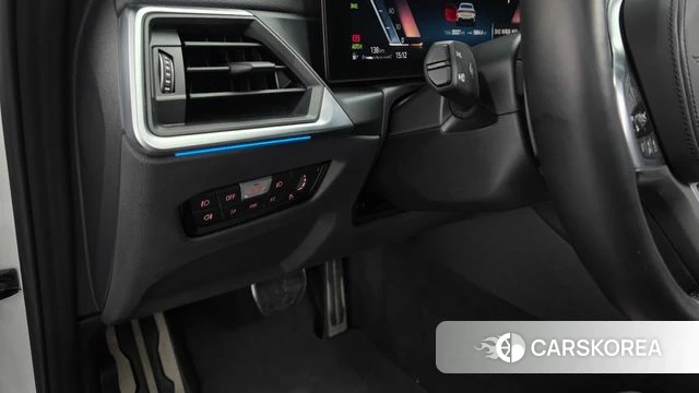 BMW 4 Series (G22) 2023 Белый из Кореи, фото 5