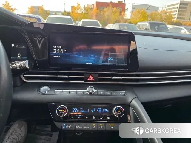 Hyundai Avante (CN7) 2022 Белый из Кореи, фото 5