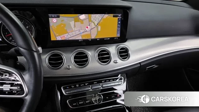 Mercedes-Benz E-Class W213 2019 Белый из Кореи, фото 5