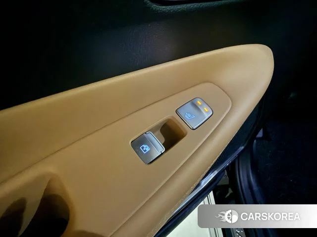 Hyundai The New Santa Fe 2023 Черный из Кореи, фото 5