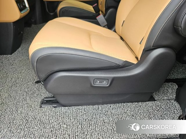 Kia Carnival 4th generation 2023 Черный из Кореи, фото 5