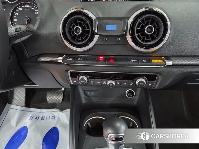 Audi New A3 2018 Белый из Кореи, фото 5