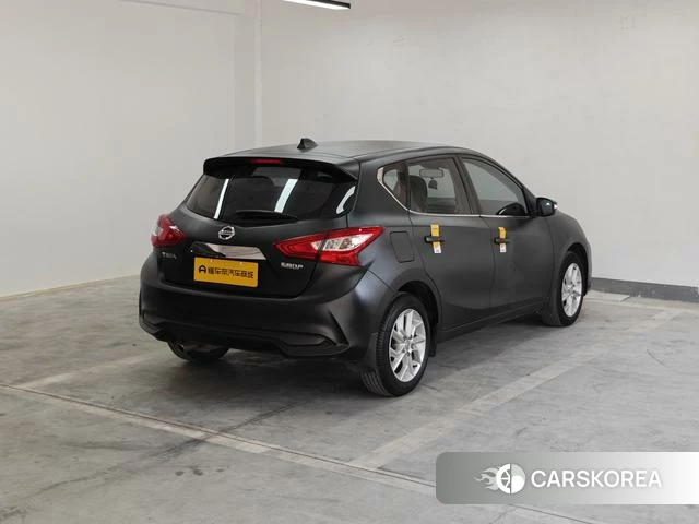 Nissan TIIDA 2021 Черный из Китая, фото 5