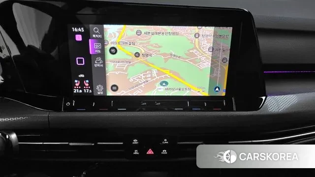 Volkswagen Golf 8th Generation 2024 Белый из Кореи, фото 5