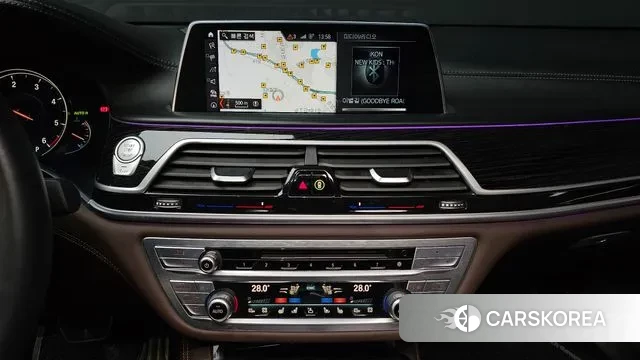 BMW 7 Series (G11) 2018 Синий из Кореи, фото 5