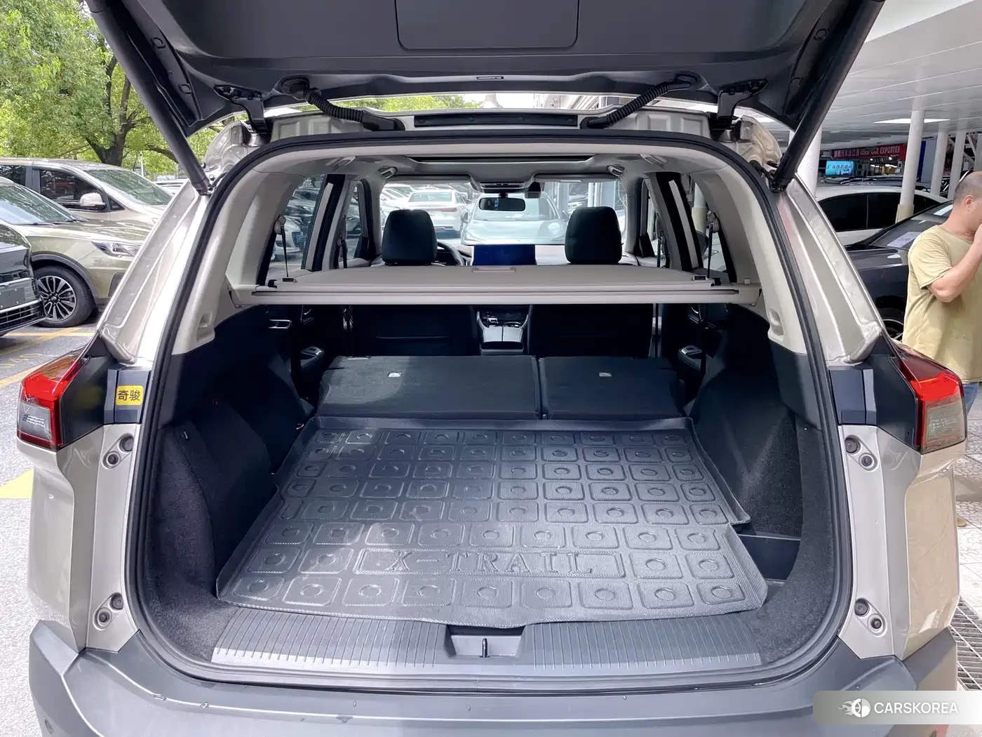 Nissan Qijun 2023 Silver/gray из Китая, фото 5